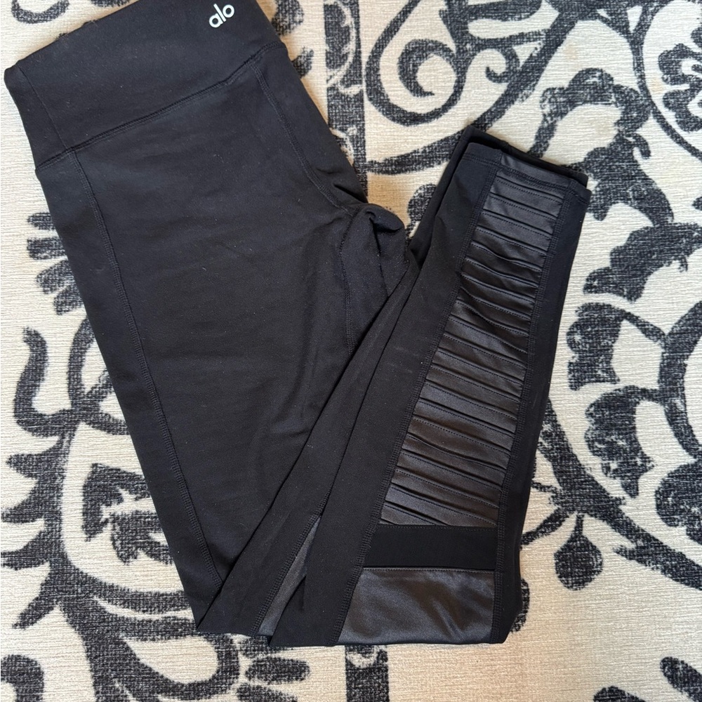 ALO Yoga Black moto Leggings